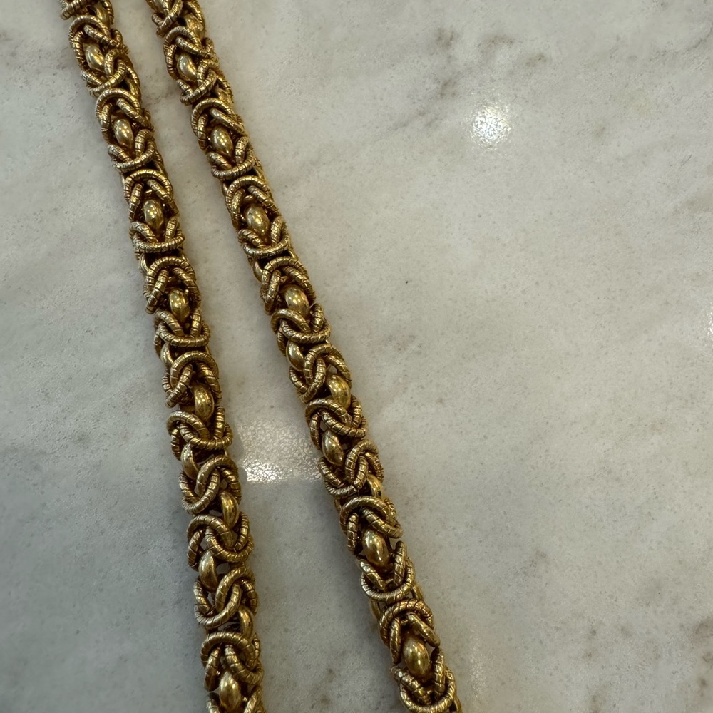 #10. Gift 🎁 Absolutely stunning Jose Maria Barrera SHOWPIECE gold pendant - Picture 4 of 8